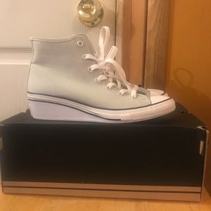 Women’s Converse Chuck Taylor